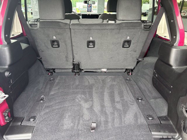 Used 2024 Jeep Wrangler Unlimited Sport AWD/4WD image 19