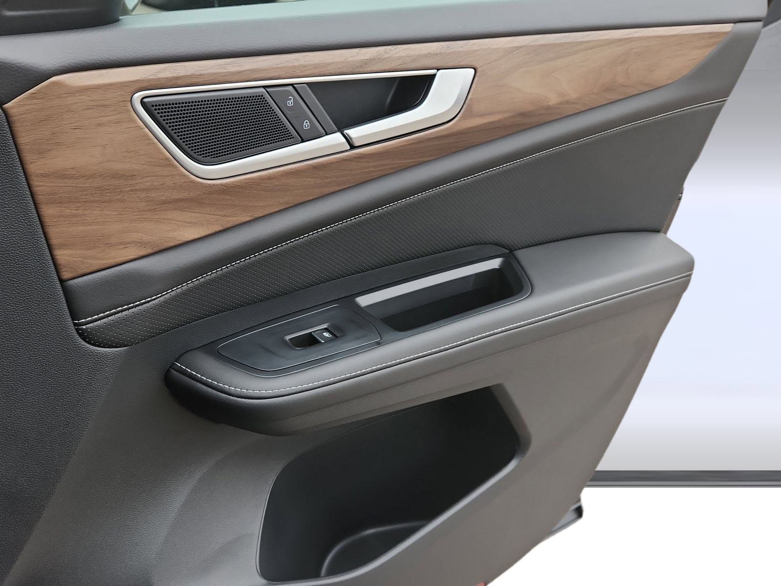 New 2026 Volkswagen Atlas SE image 19