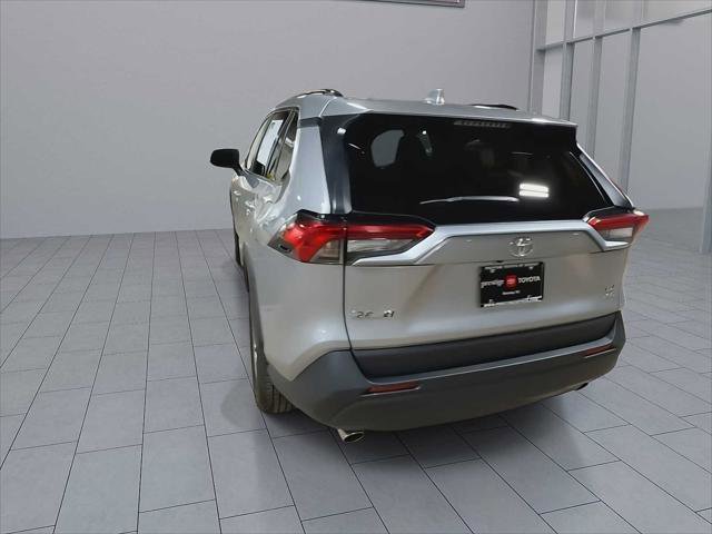 Certified 2025 Toyota RAV4 XLE AWD/4WD image 7