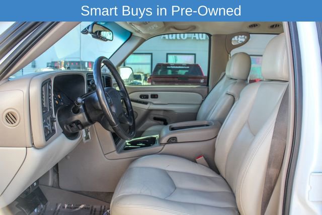 Used 2003 Chevrolet Suburban 2500 LT w/ LT Preferred Equipment Group image 17