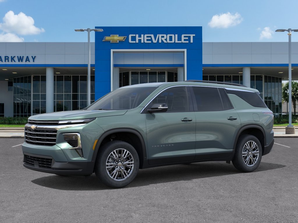 New 2027 Chevrolet Traverse LT w/ Driver Confidence Package FWD image 2