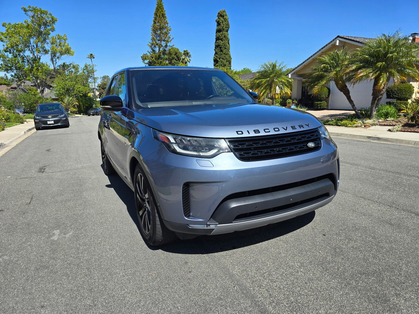 Used 2018 Land Rover Discovery HSE image 5