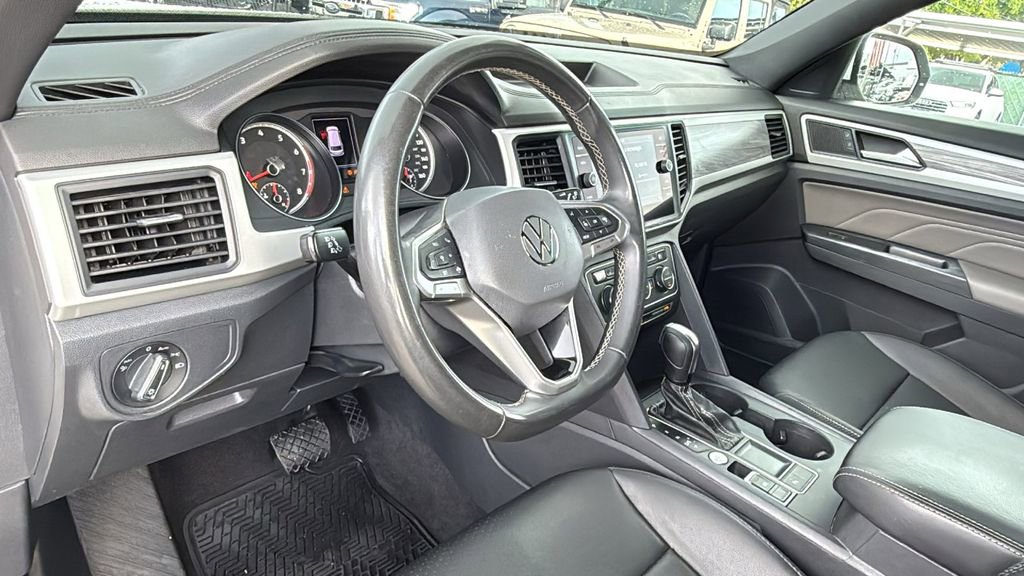 Used 2021 Volkswagen Atlas Cross Sport SE w/ V6 Towing Package FWD image 24