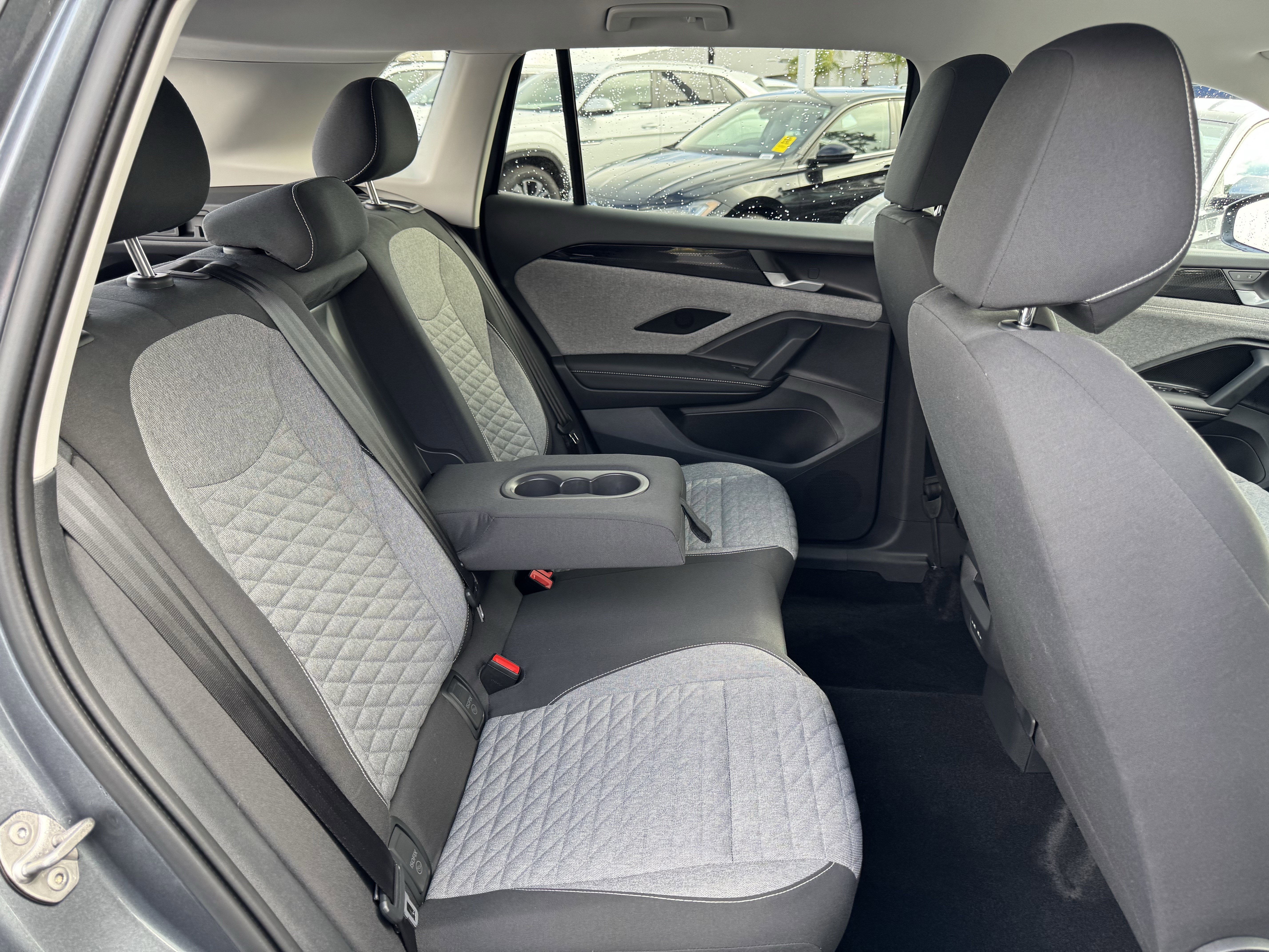 Used 2025 Volkswagen Tiguan S image 35