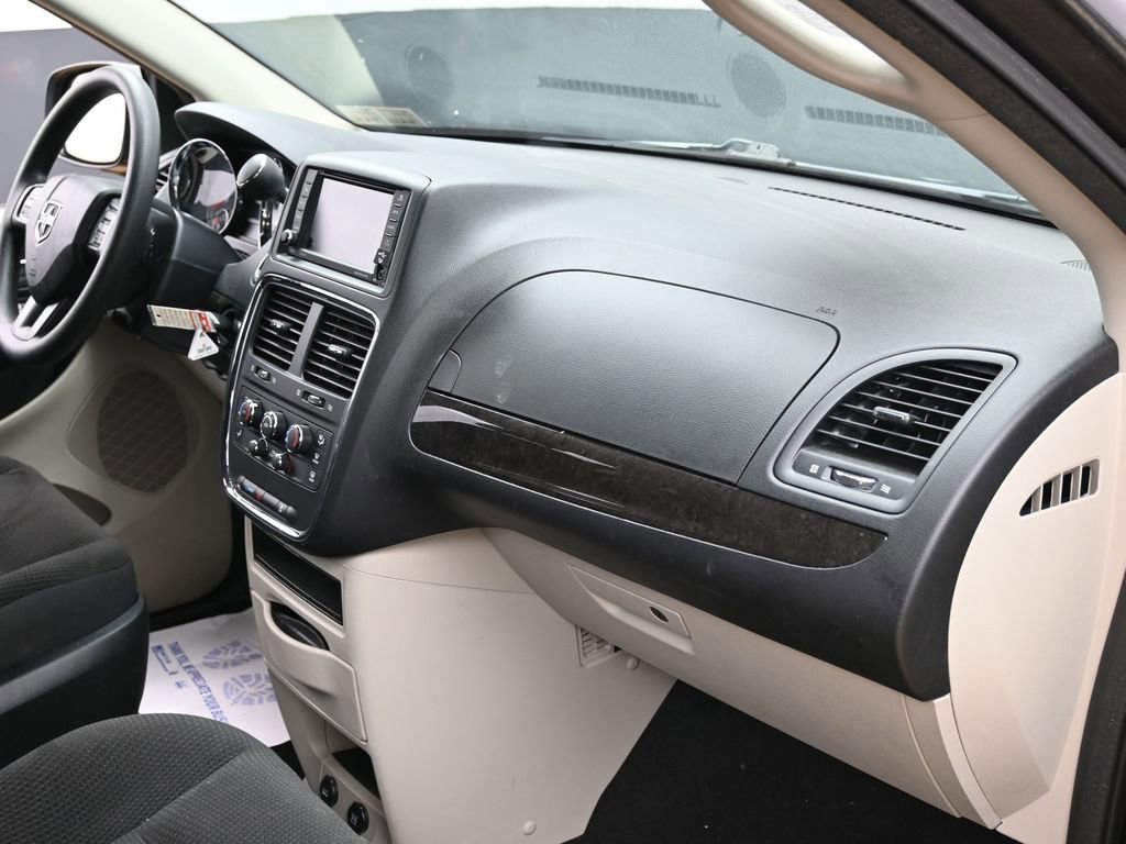 Used 2019 Dodge Grand Caravan SE image 33