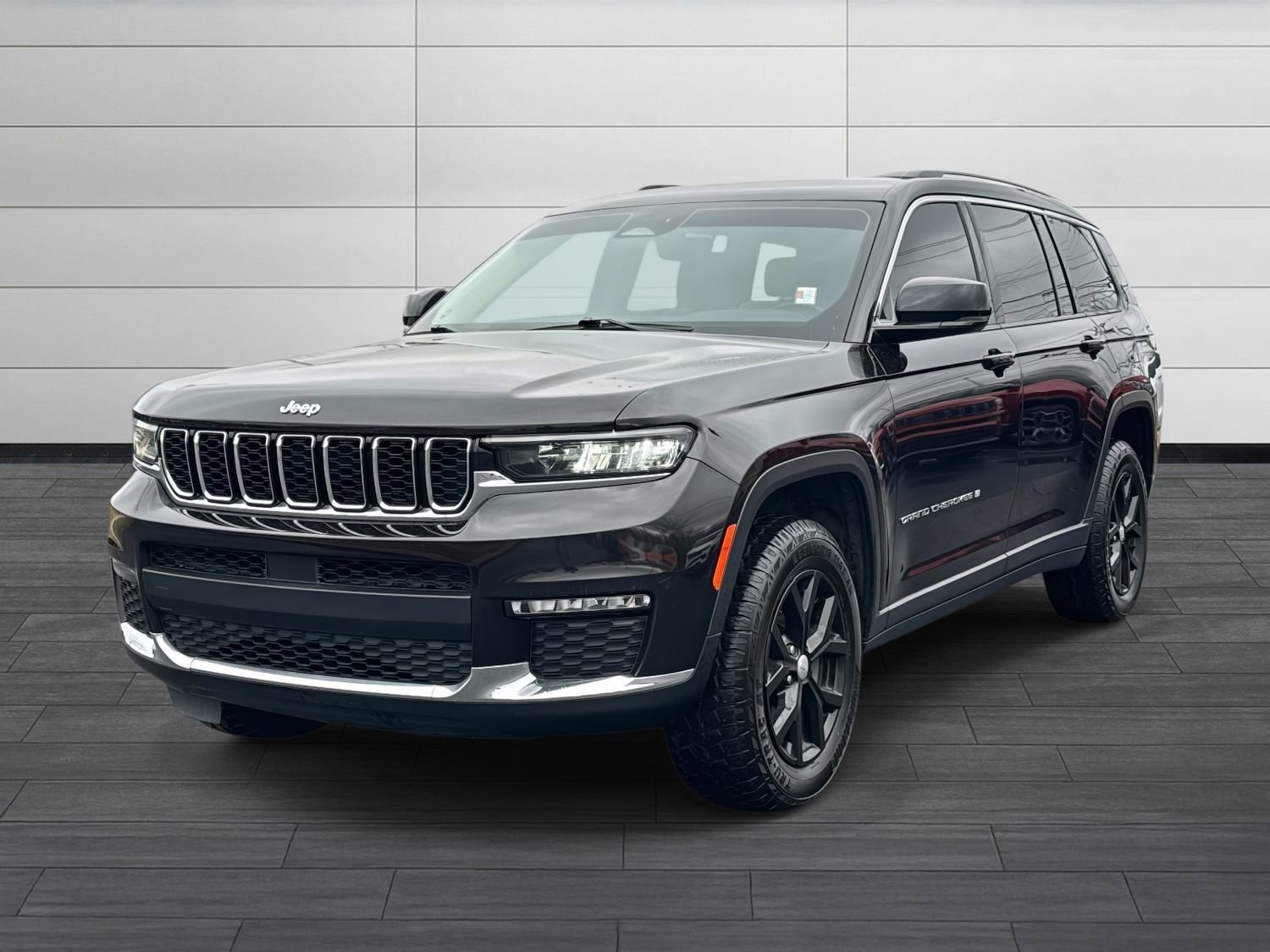 Used 2022 Jeep Grand Cherokee L Limited image 8