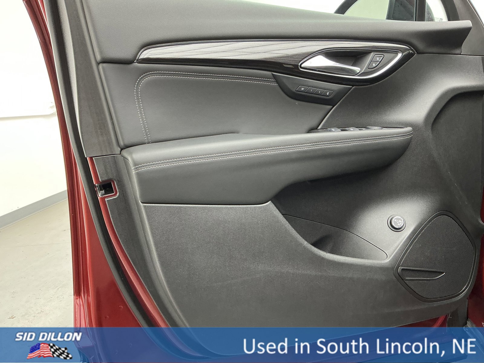 Used 2023 Buick Envision Essence w/ Sport Touring Package image 14