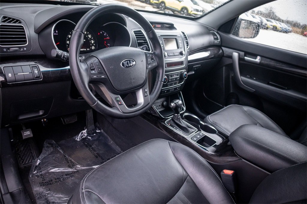 Used 2015 Kia Sorento EX image 8