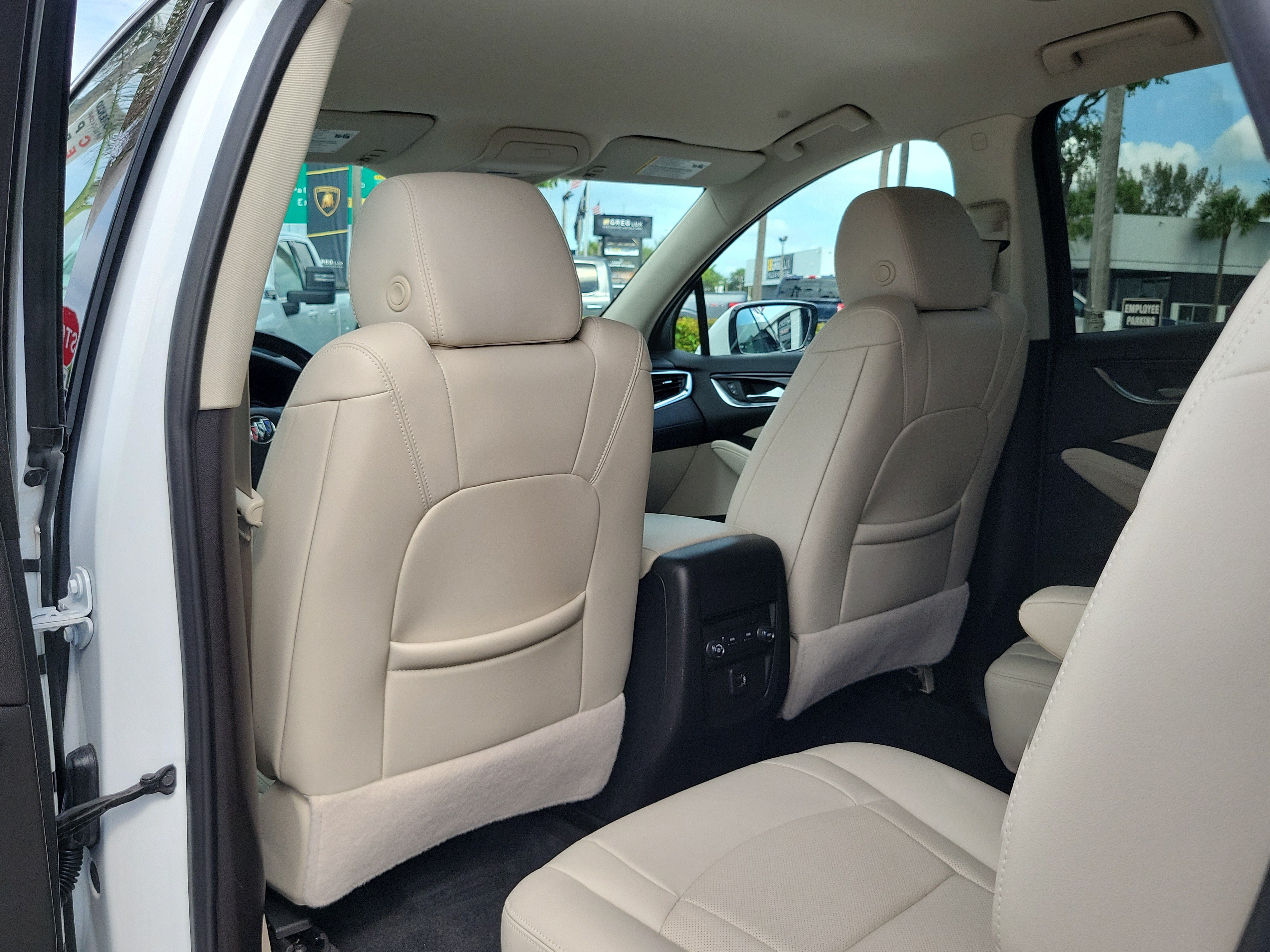 Used 2024 Buick Enclave Essence FWD image 14