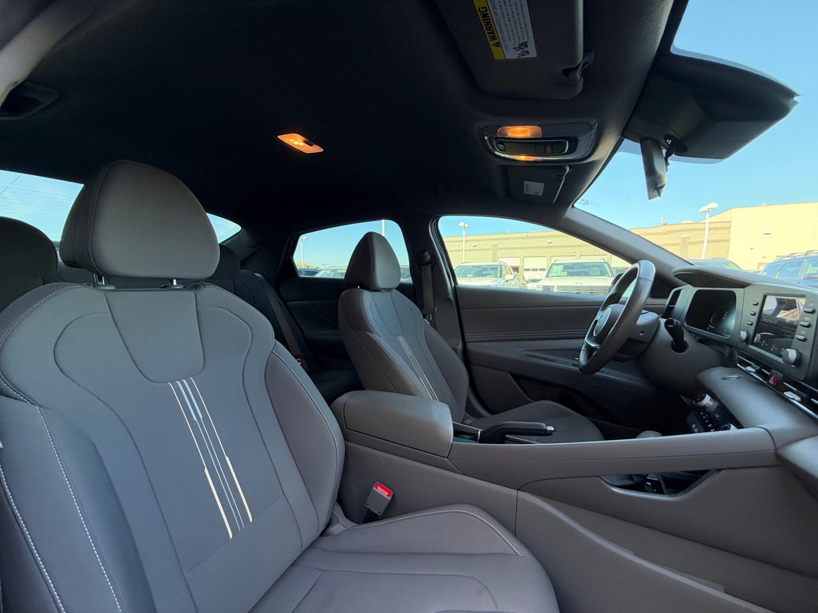 Certified 2025 Hyundai Elantra Sport FWD image 19