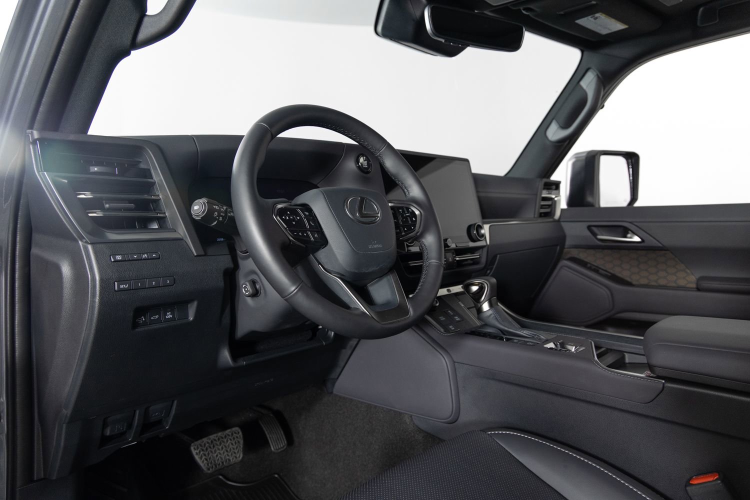 Used 2025 Lexus GX 550 image 14