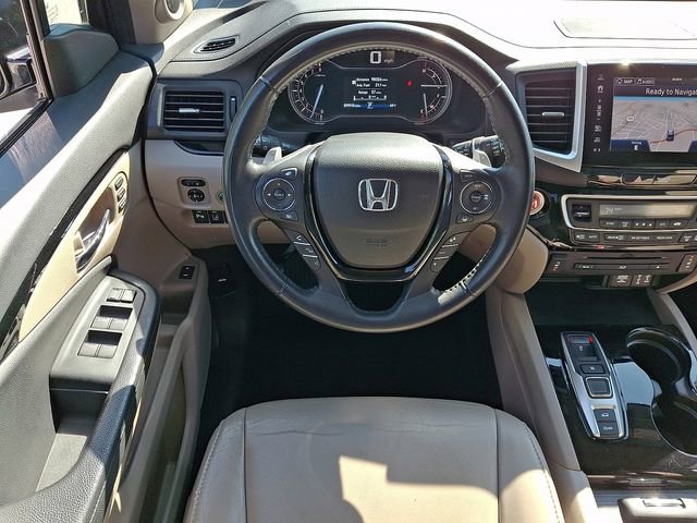 Used 2017 Honda Pilot Touring image 14