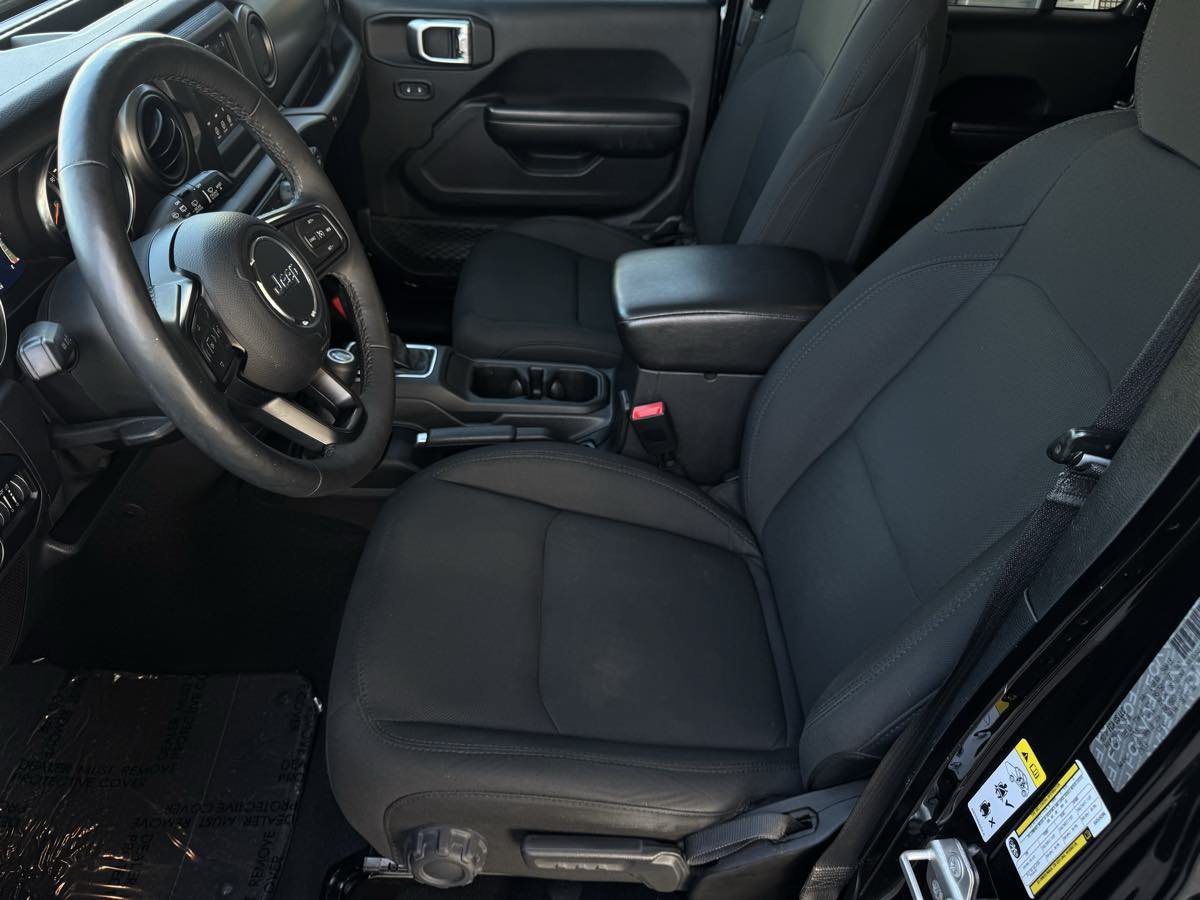 Used 2019 Jeep Wrangler Unlimited Sport S AWD/4WD image 13