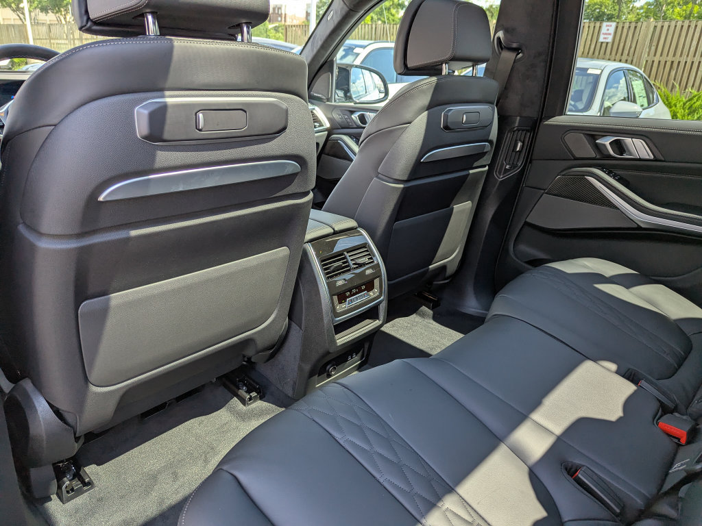 New 2027 BMW X7 M60i AWD/4WD image 38
