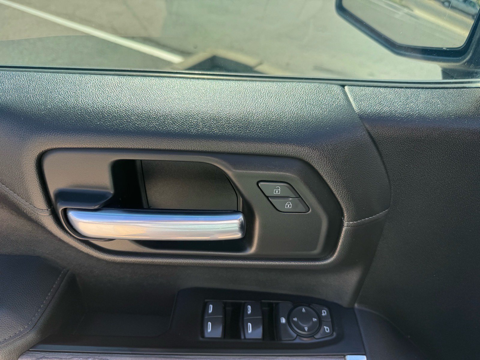 Used 2019 Chevrolet Silverado 1500 RST w/ All-Star Edition AWD/4WD image 13