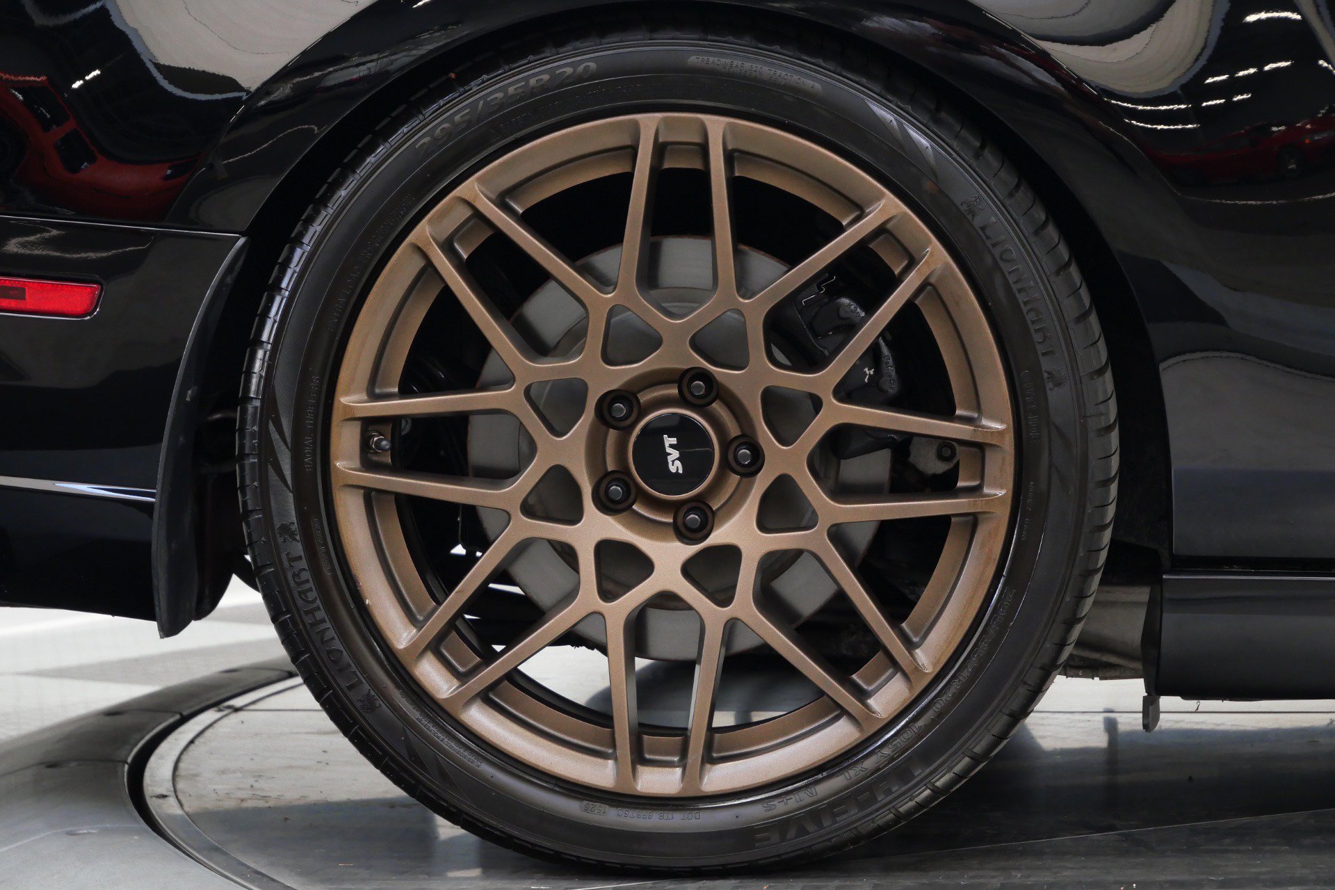 Used 2013 Ford Mustang Shelby GT500 RWD image 40