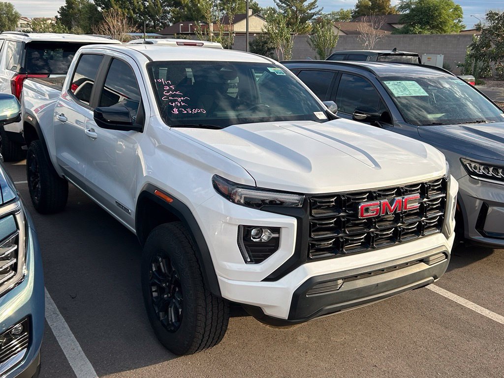 Used 2025 GMC Canyon Elevation RWD image 3