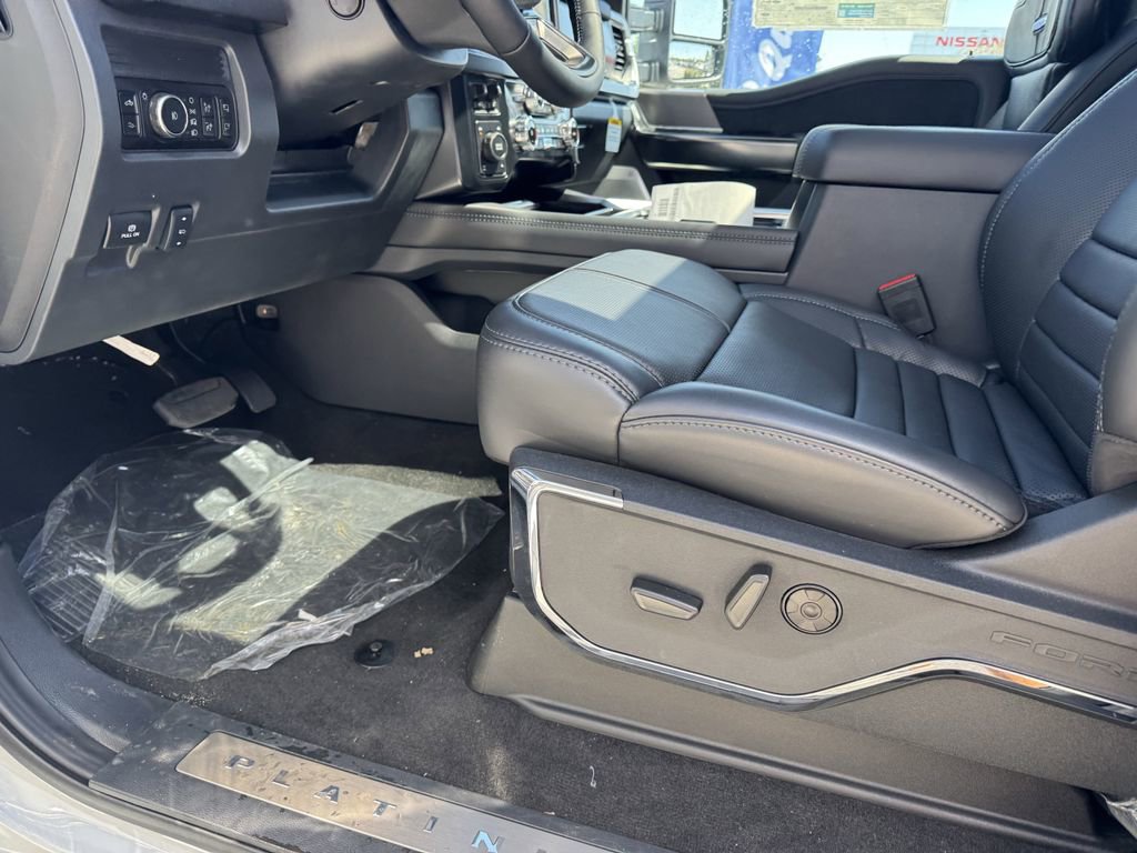 New 2026 Ford F350 Platinum image 24