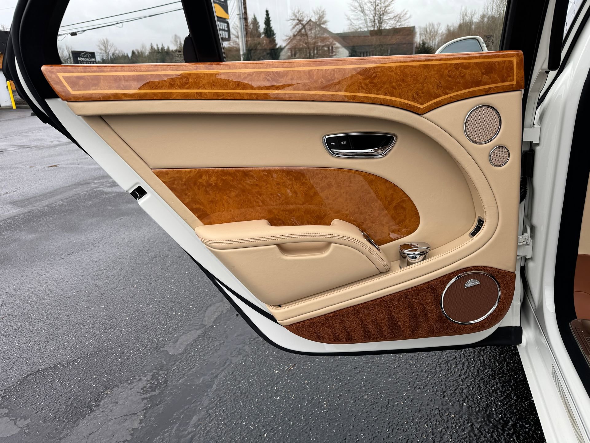 Used 2013 Bentley Mulsanne image 65
