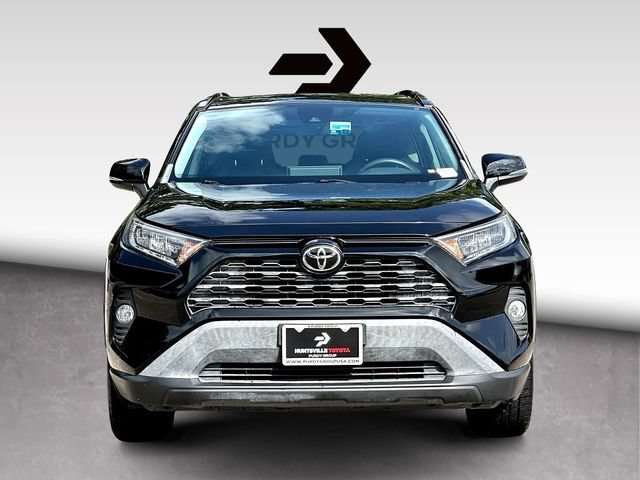 Used 2021 Toyota RAV4 XLE Premium FWD image 3