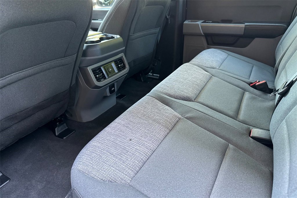 New 2025 Ford F250 XLT w/ FX4 Off-Road Package image 9