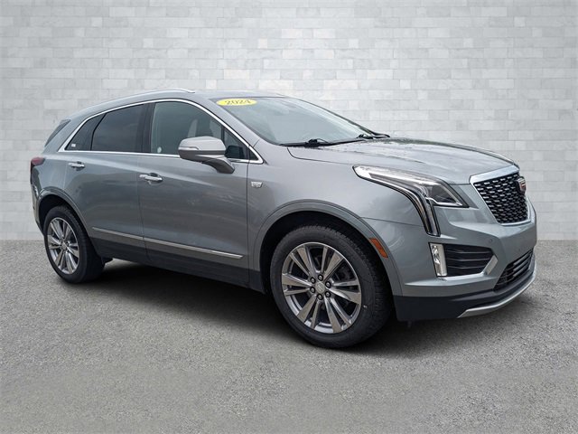 Used 2024 Cadillac XT5 Premium Luxury image 2