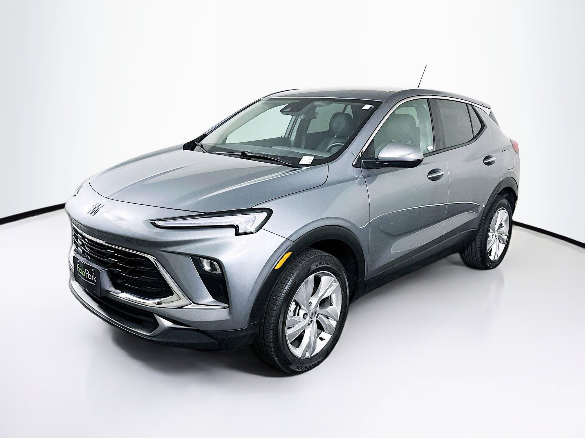 Used 2025 Buick Encore GX Preferred AWD/4WD image 3
