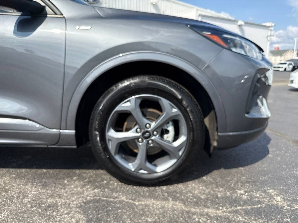 Used 2023 Ford Escape ST-Line w/ Tech Pack #1 AWD/4WD image 44