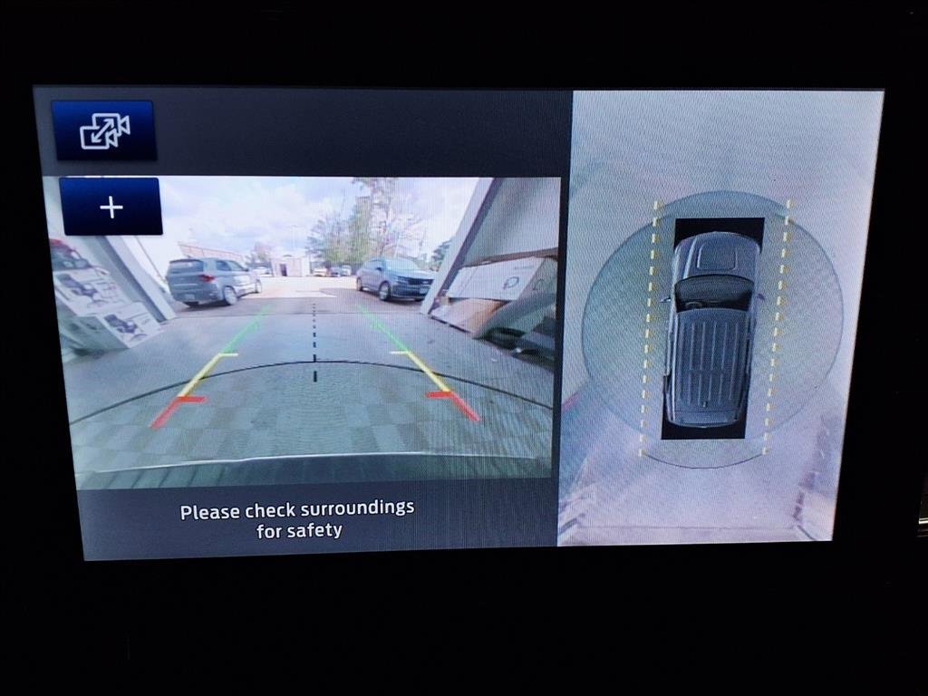 Used 2020 Ford Explorer Limited image 14