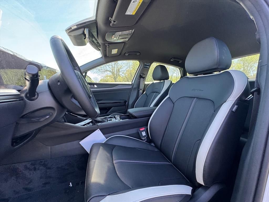 New 2026 Kia K5 GT-Line image 12