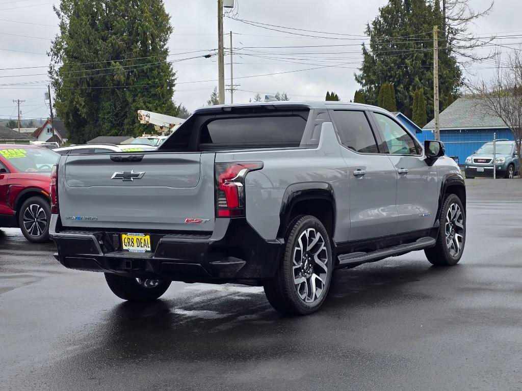 New 2025 Chevrolet Silverado EV RST image 5