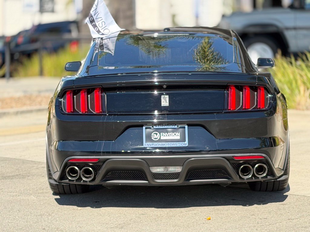 Used 2016 Ford Mustang Shelby GT350 w/ Technology Package RWD image 11