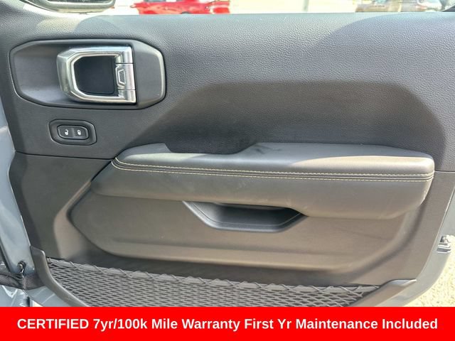 Used 2025 Jeep Gladiator Sport AWD/4WD image 9