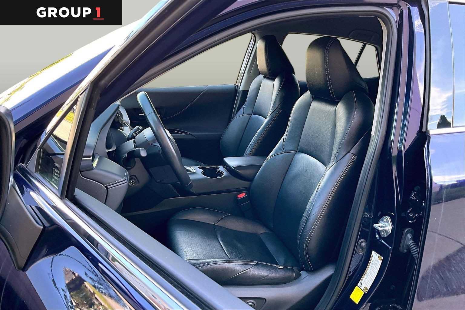 Used 2023 Toyota Venza LE AWD/4WD image 9