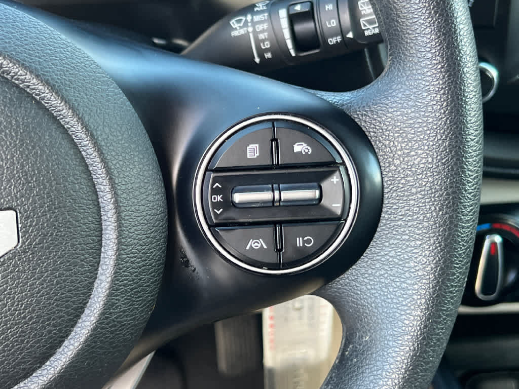 Used 2023 Kia Soul LX w/ LX Technology Package FWD image 25