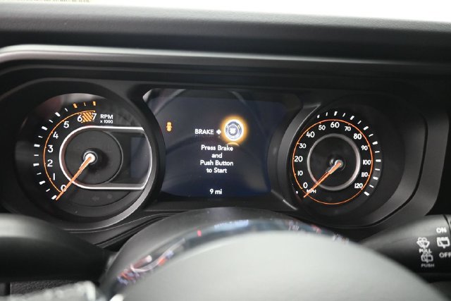 New 2026 Jeep Wrangler Unlimited Sahara AWD/4WD image 30
