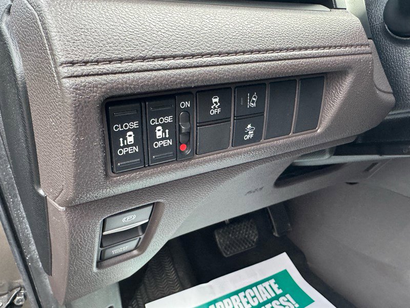Used 2019 Honda Odyssey EX image 13