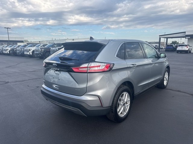 Used 2024 Ford Edge SEL image 3
