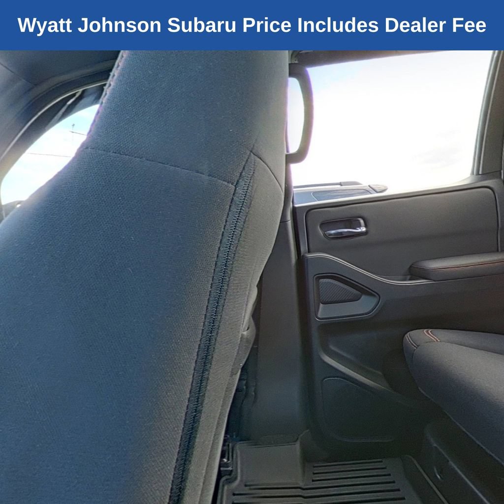 Used 2024 Nissan Frontier PRO-4X w/ Technology Package AWD/4WD image 32