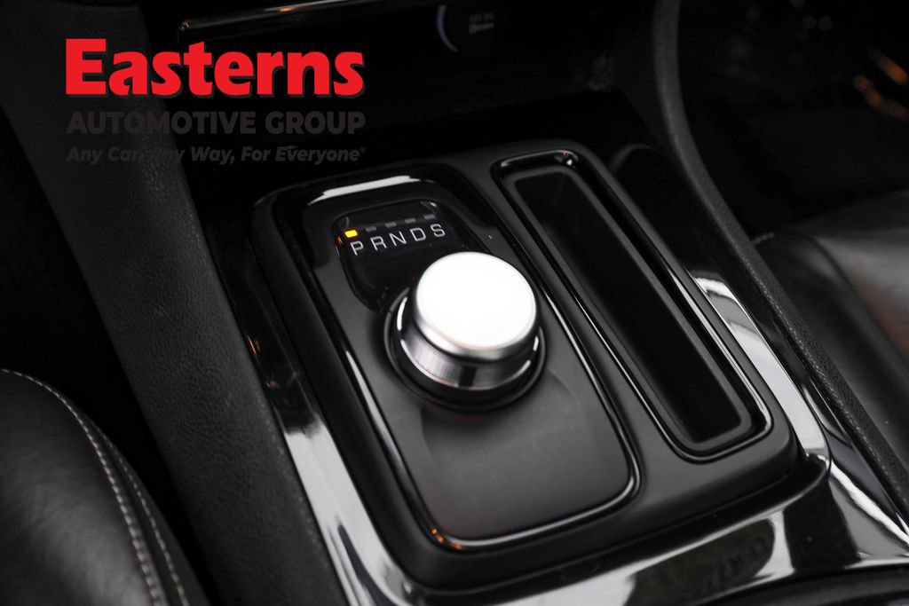 Used 2023 Chrysler 300 S image 13