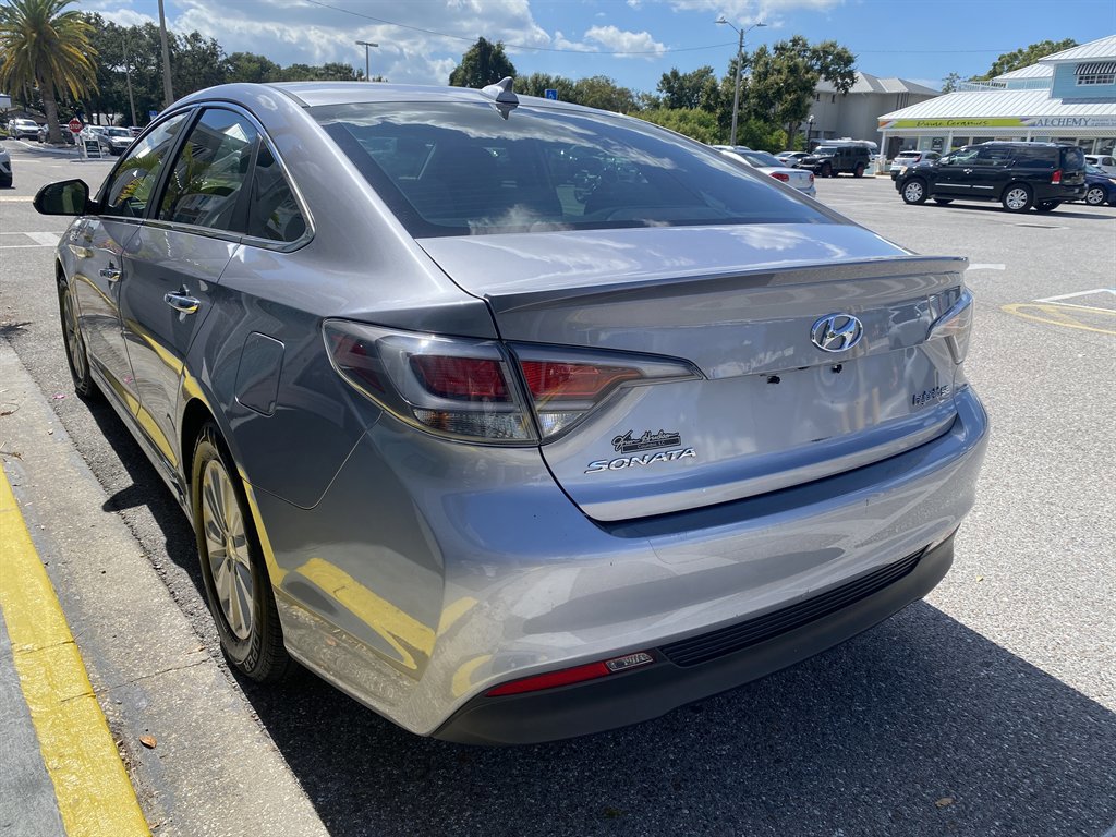 Used 2016 Hyundai Sonata SE image 5