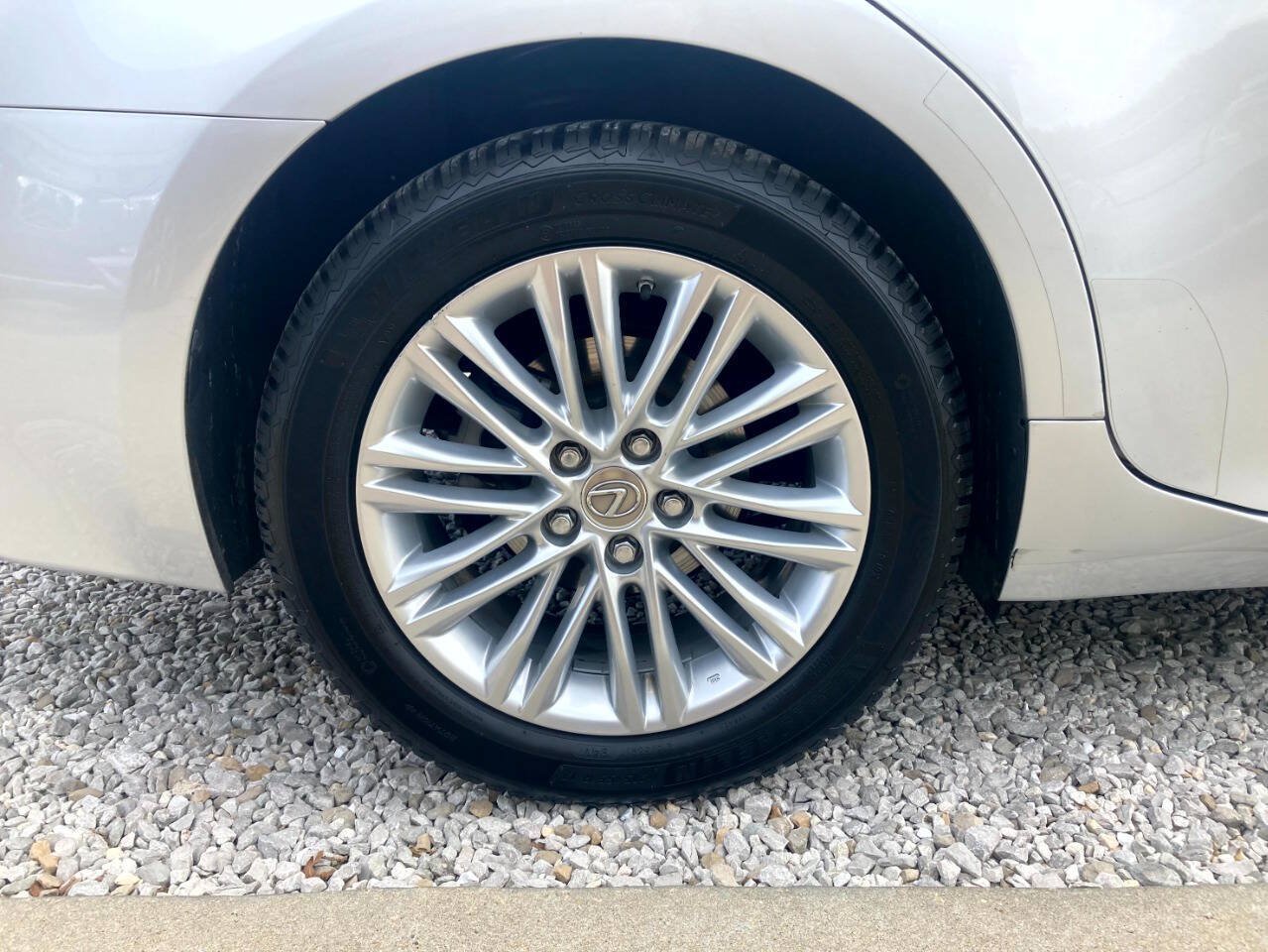 Used 2013 Lexus ES 350 w/ Luxury Pkg FWD image 20