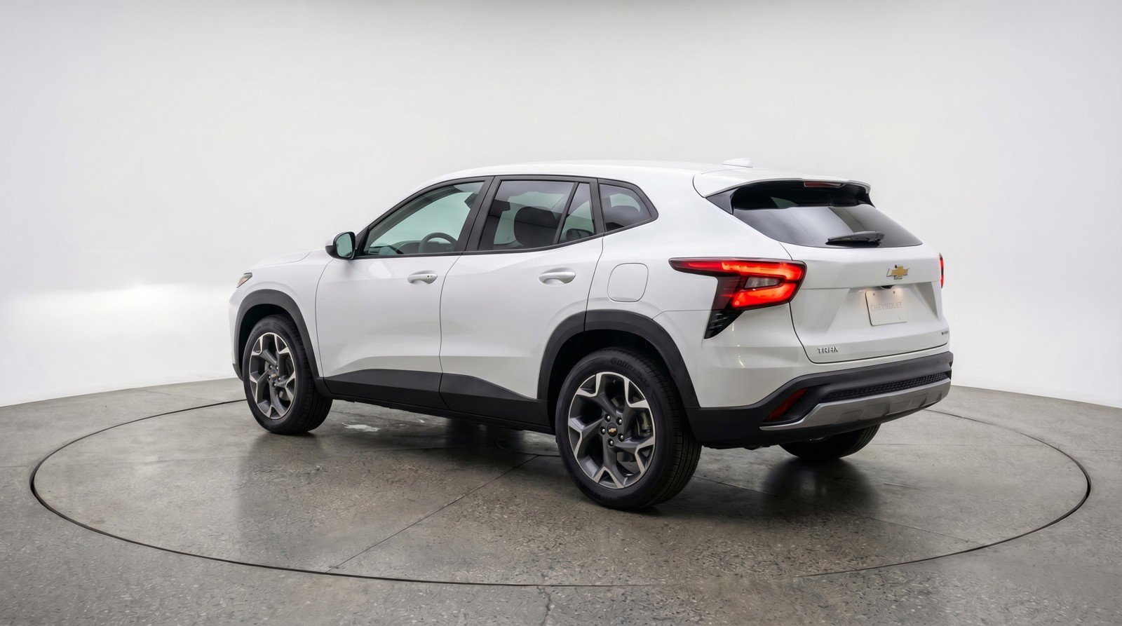 Used 2025 Chevrolet Trax LT image 6