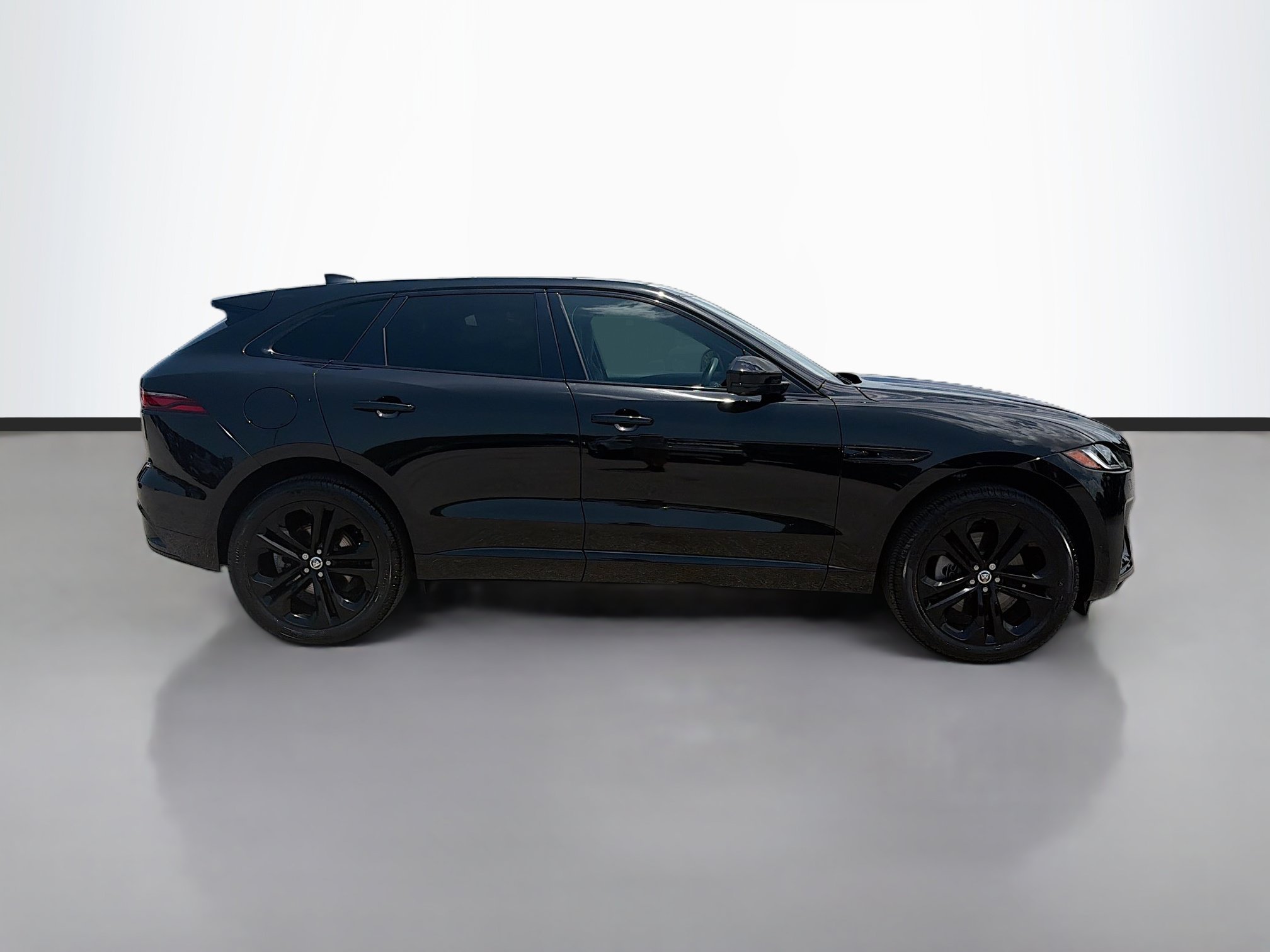 Used 2026 Jaguar F-PACE R-Dynamic S AWD/4WD image 6