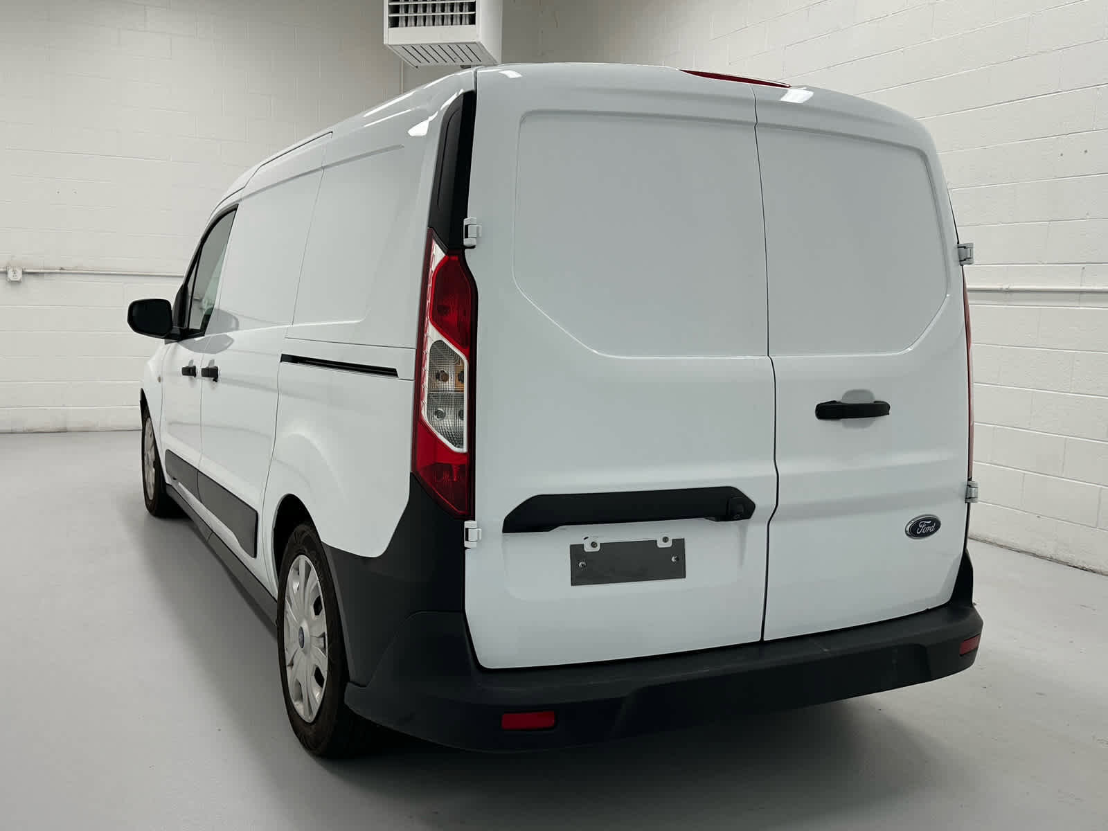 Used 2022 Ford Transit Connect XL image 8