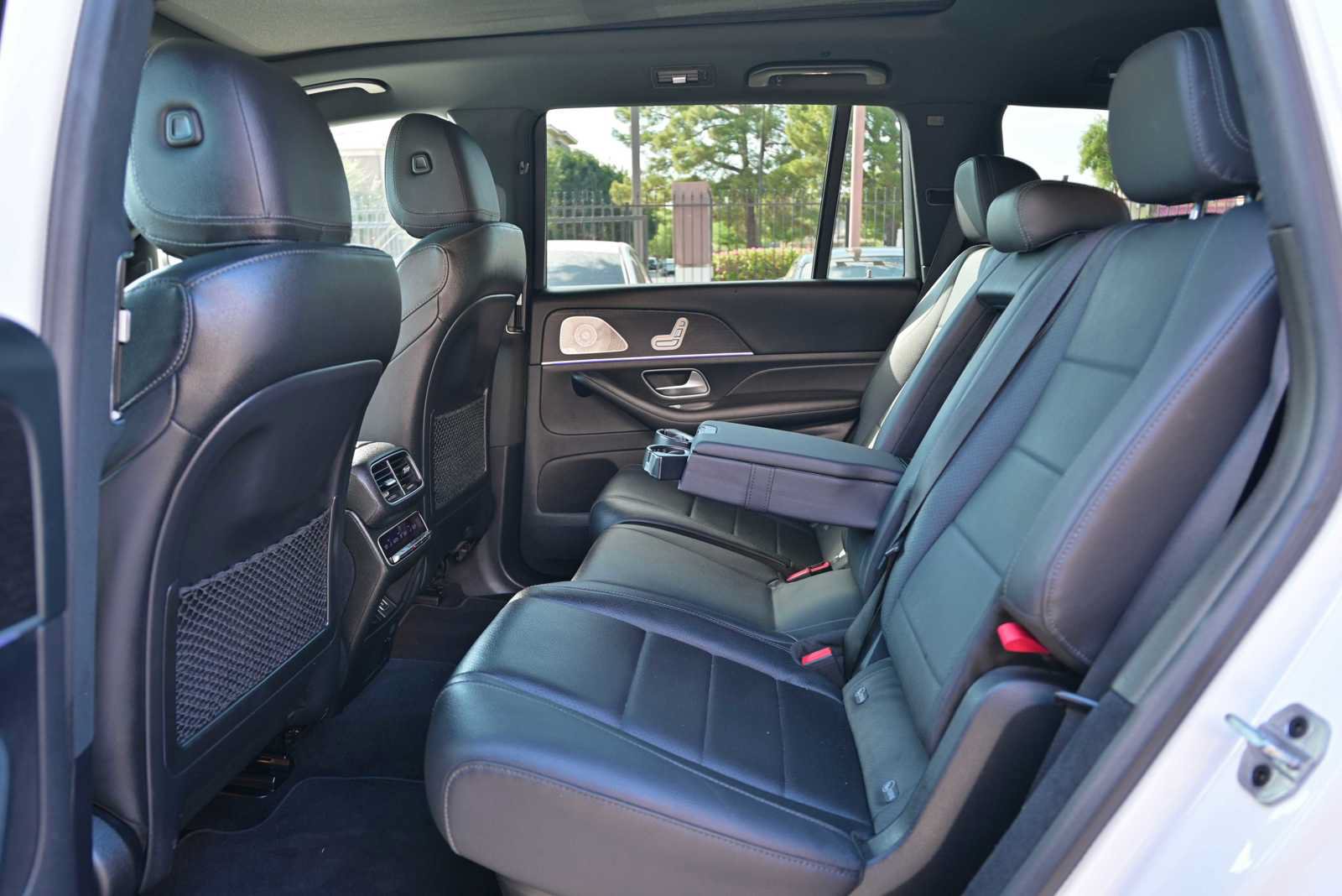 Used 2021 Mercedes-Benz GLS 450 4MATIC image 12