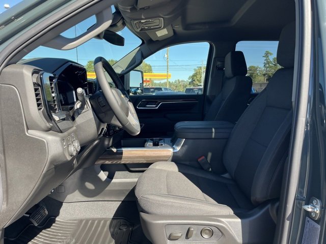 New 2026 Chevrolet Silverado 3500 LT image 15