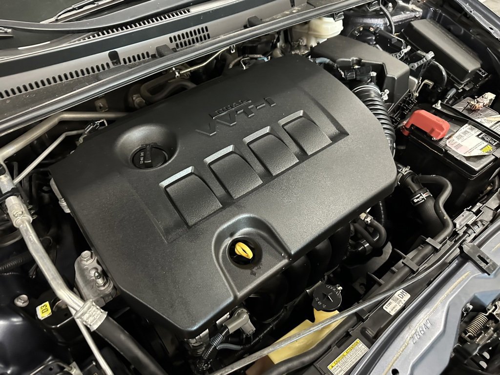 Used 2014 Toyota Corolla LE image 30