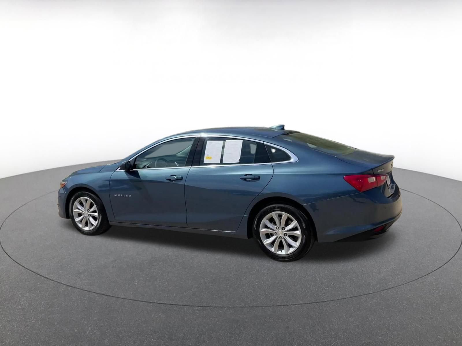 Used 2024 Chevrolet Malibu LT image 10