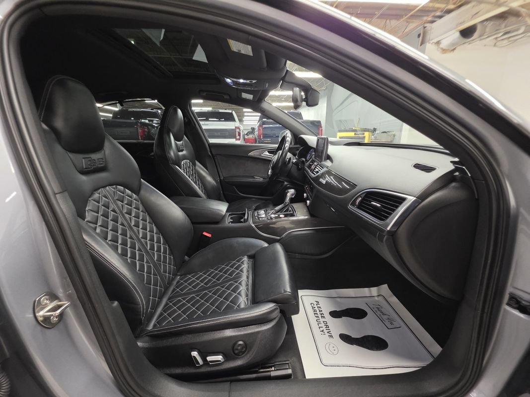 Used 2017 Audi S6 Prestige w/ S6 Sport Package AWD/4WD image 27